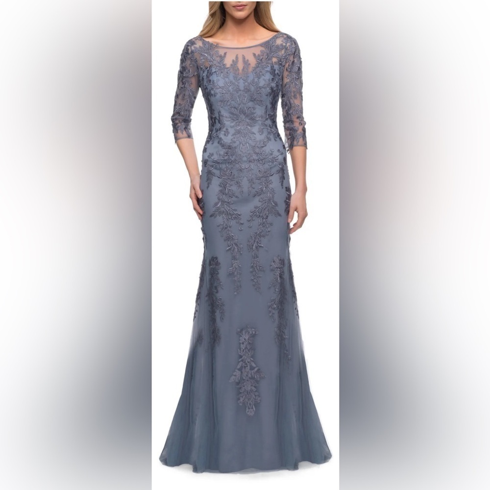 NWT La Femme Mother Of The Bride Lace Sheath Gown Size 4